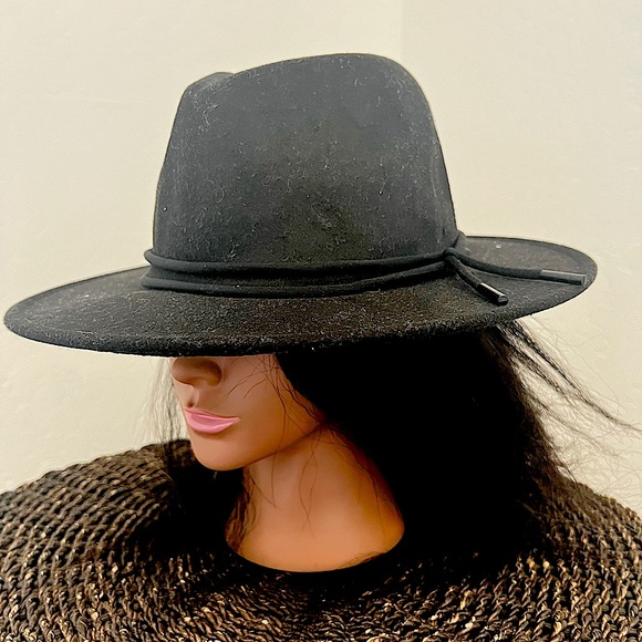 Classic Black Fedora Hat (Unisex) - Picture 4 of 4